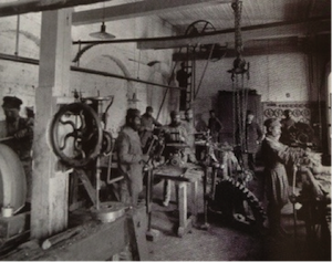 Russian working class, factory conditions, 1890s
